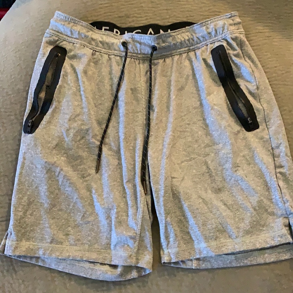 Men’s American Eagle shorts M